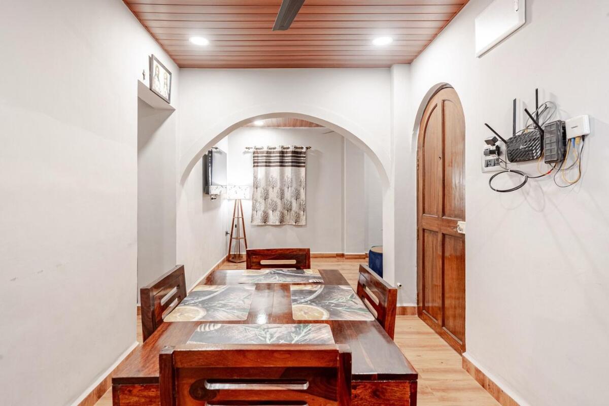 Valerys Nest Bogmalo - Private Villa Near The Beach And Dabolim Airport Exterior foto